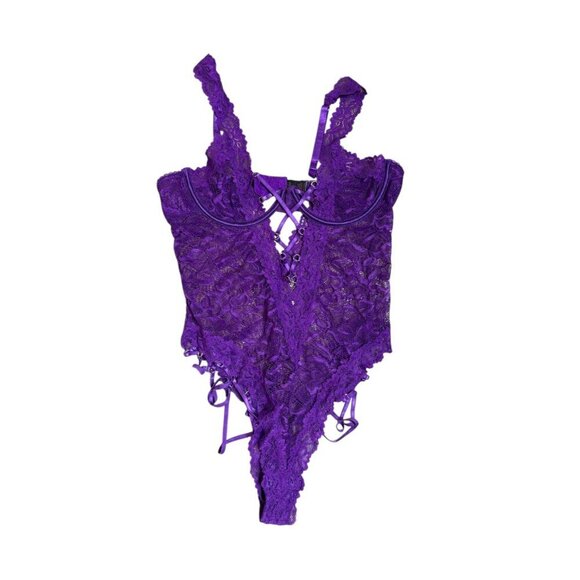 Frederick's of Hollywood Purple Lace Bodysuit | Size Medium Lingerie Teddy - Picture 1 of 2